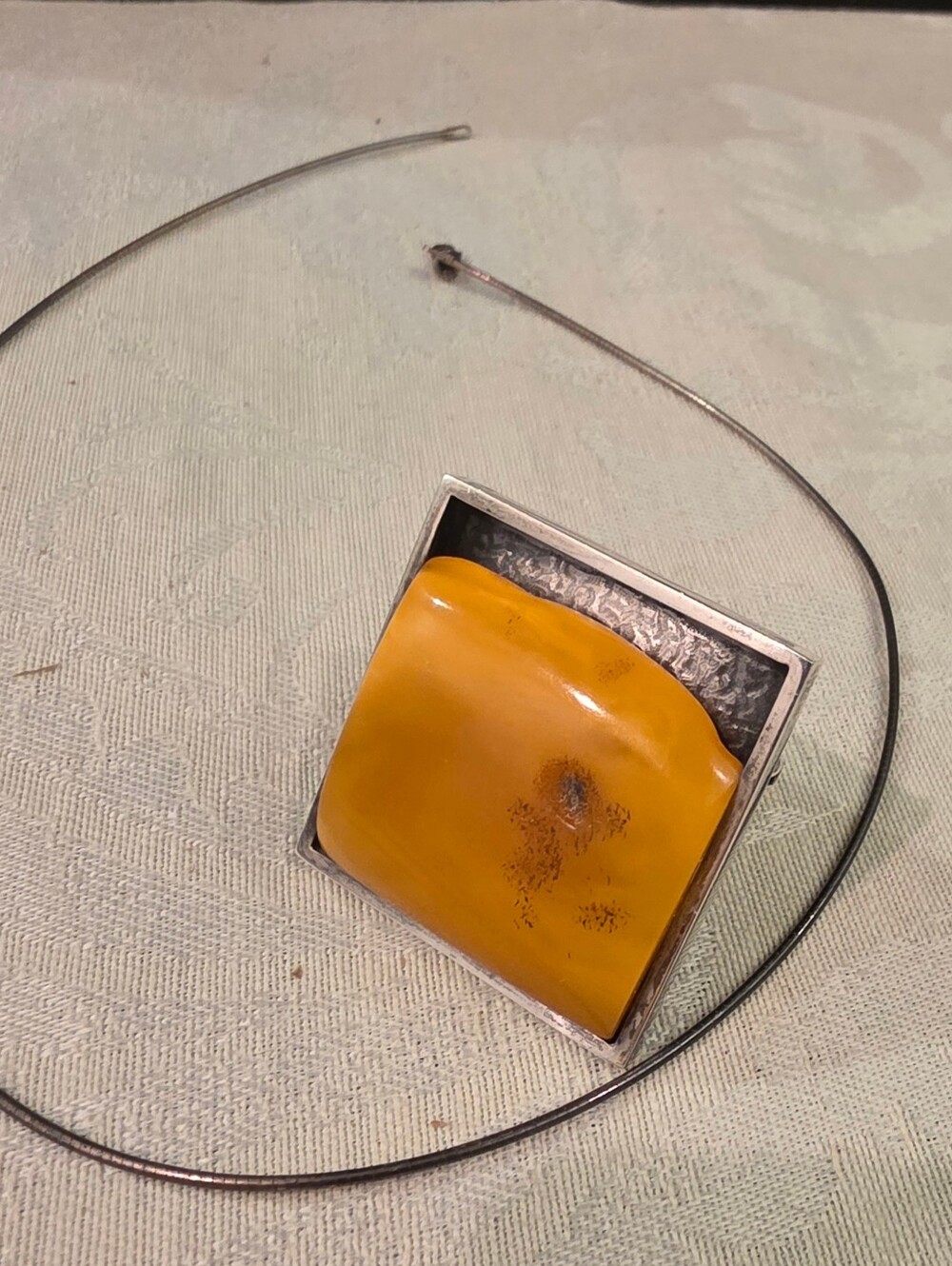 Vtg Silver Brooch/ Necklace Honey Colored B altic Amber Stobr Textured Setting